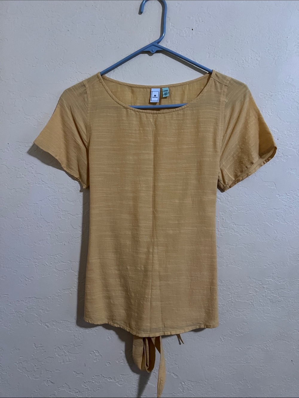 Susina Mustard Short-Sleeve Tie-Back Top